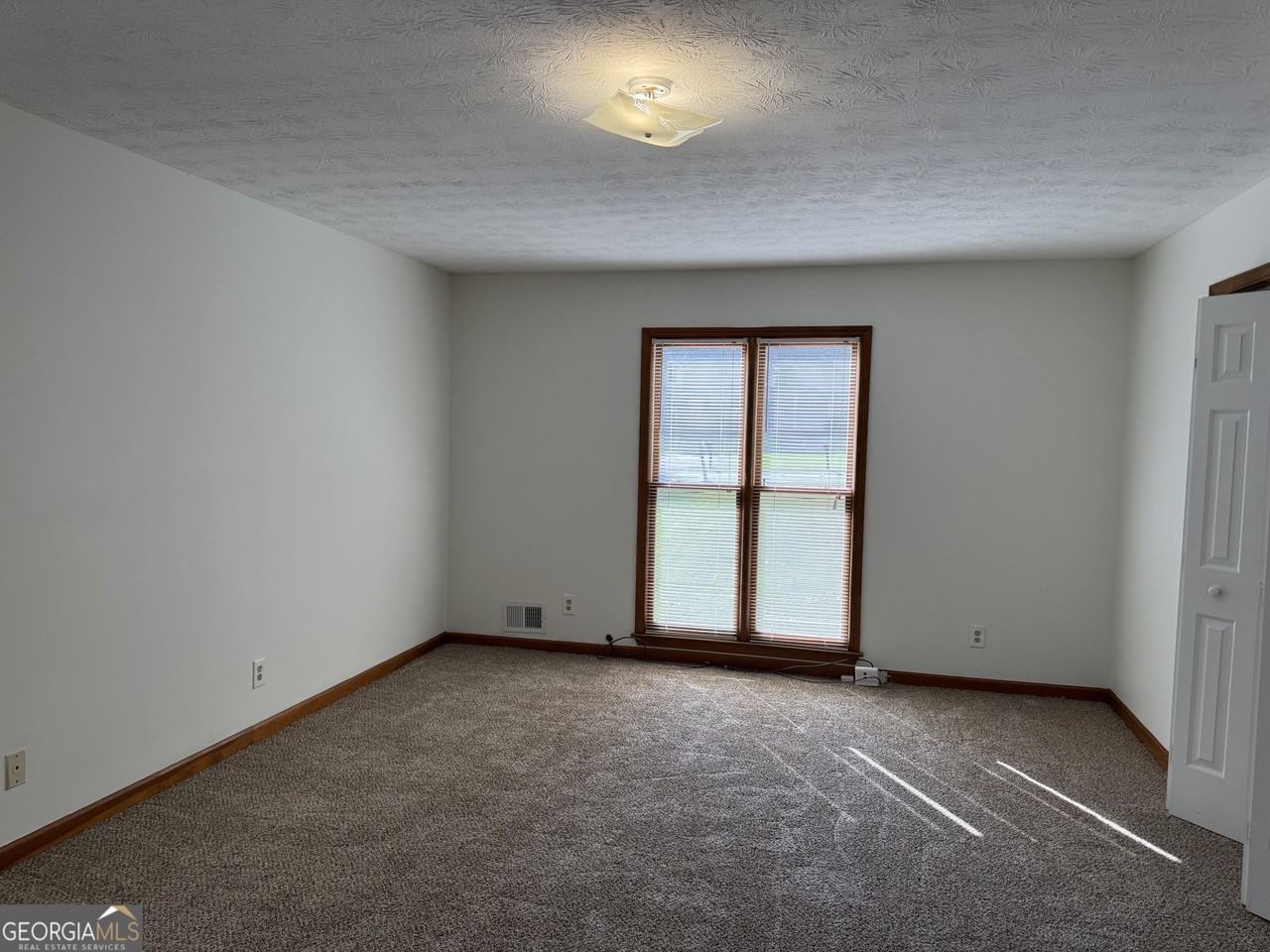 19 Sentry Oak Ct Unit B #B - Photo 2 of 14