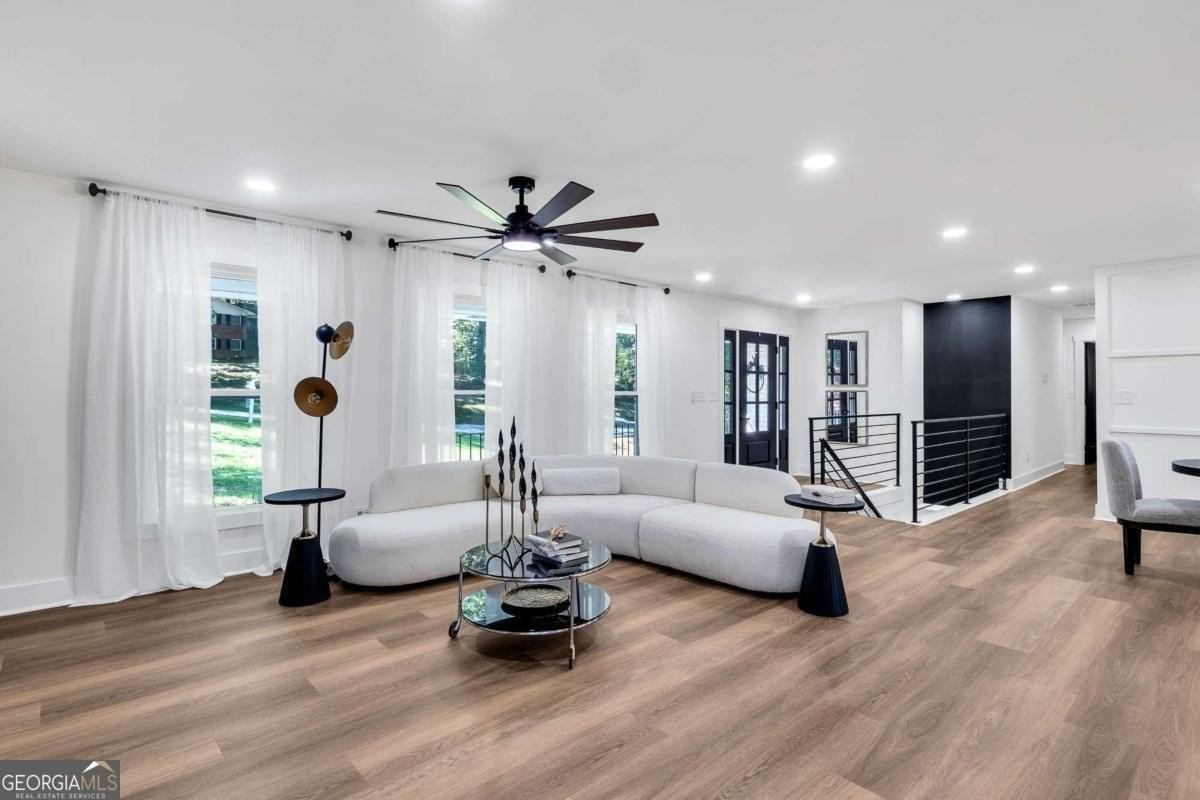 2615 Holly Ln - Photo 6 of 30