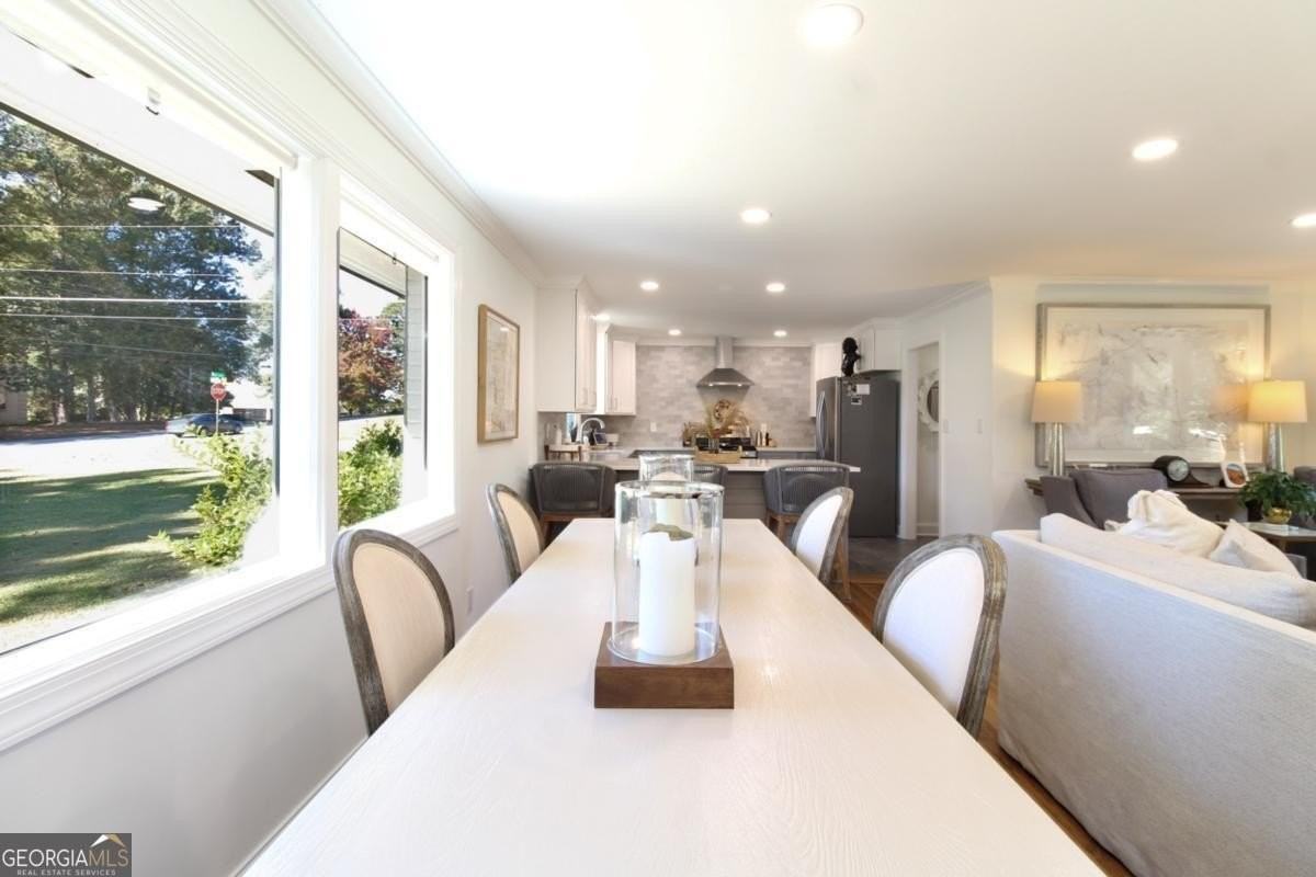 1092 West Lake Drive - Photo 6 of 24