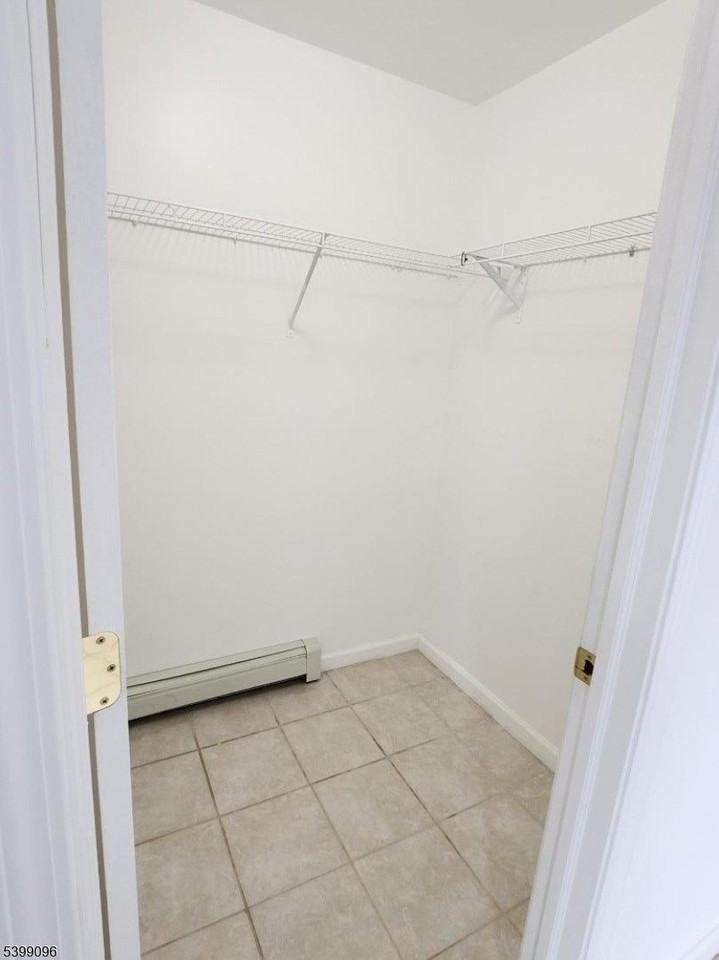 83 Wayne Ave - Photo 6 of 13