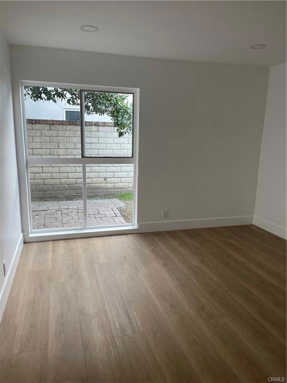 3062 Inverness Dr - Photo 3 of 8