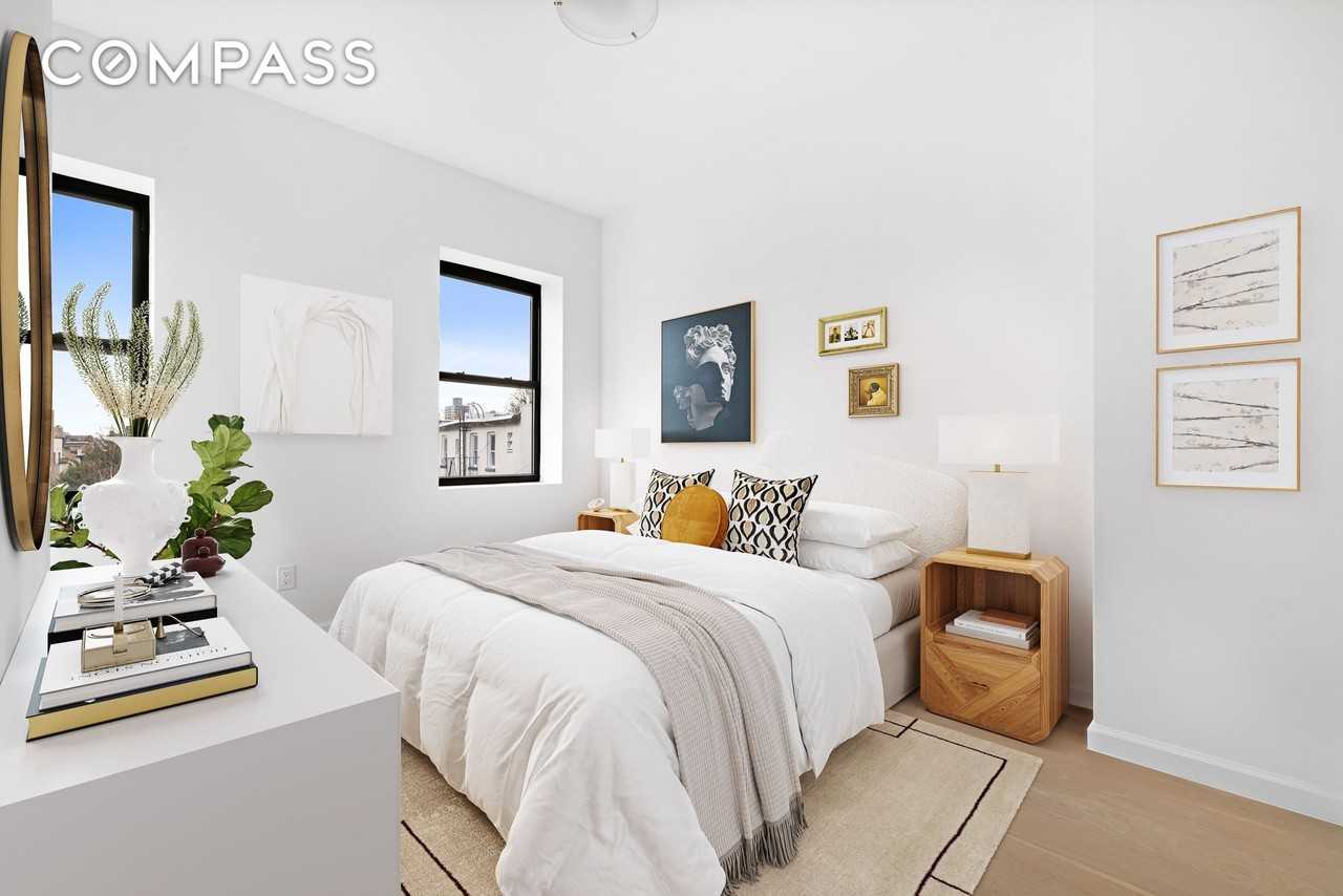 317 Court St #3 - Photo 5 of 14