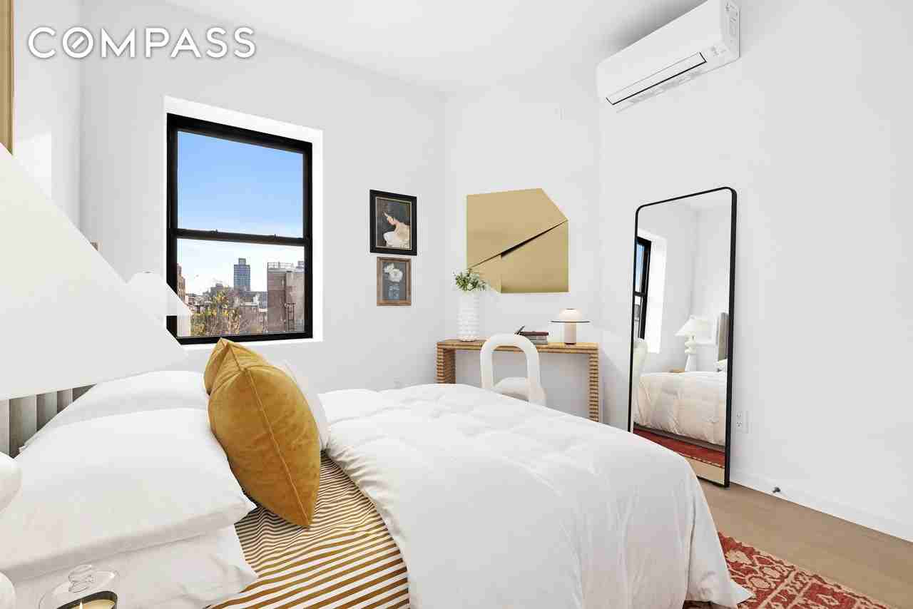 317 Court St #3 - Photo 7 of 14