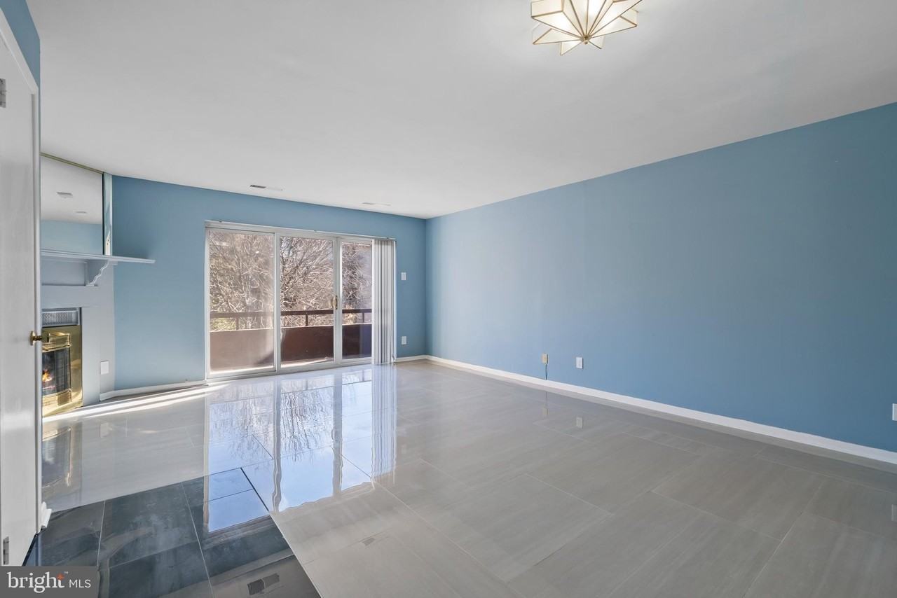 3085 Hawthorne Dr Ne Unit 3085 #3085 - Photo 6 of 24