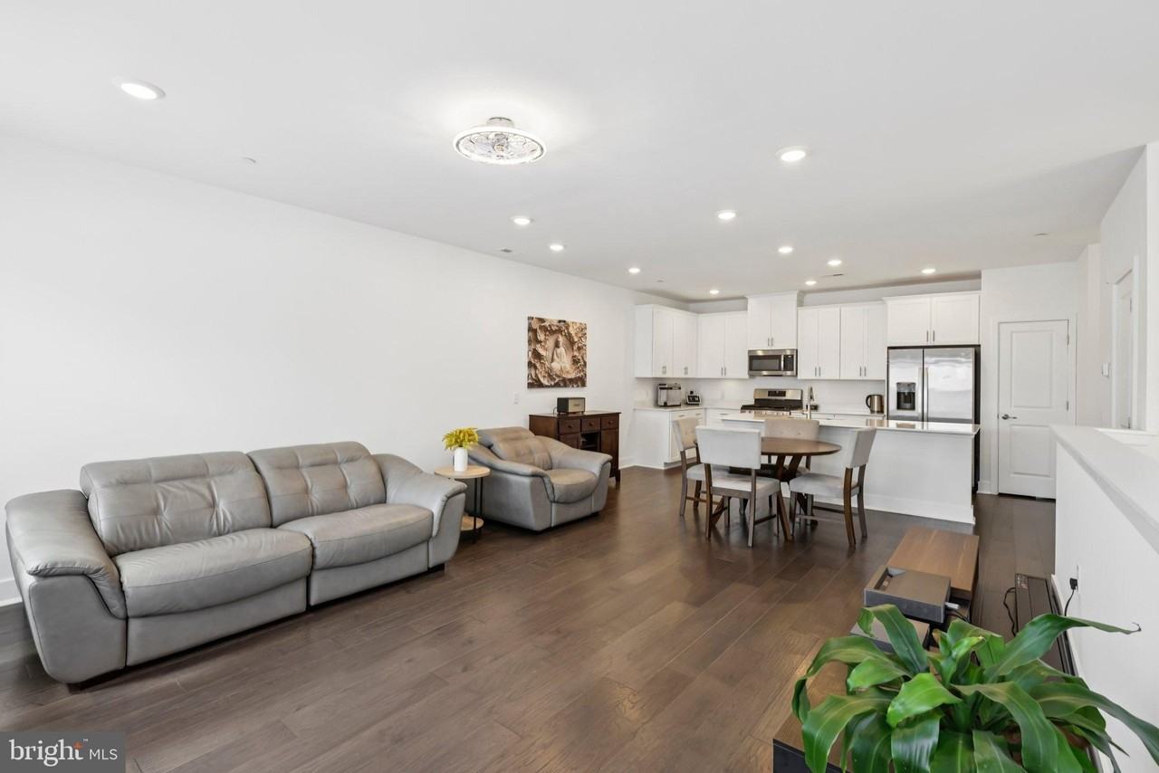 259 Aaron Truehart Way - Photo 2 of 46