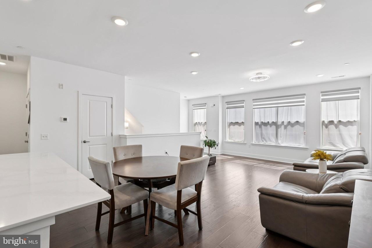 259 Aaron Truehart Way - Photo 3 of 46