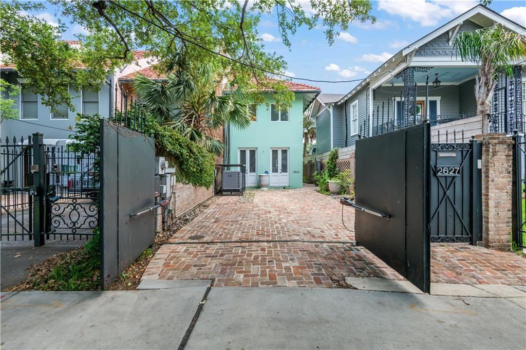 2627 South Carrollton Avenue - Photo 2 of 36