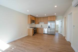 1038 S Westmoreland Ave #1 - Photo 1 of 1