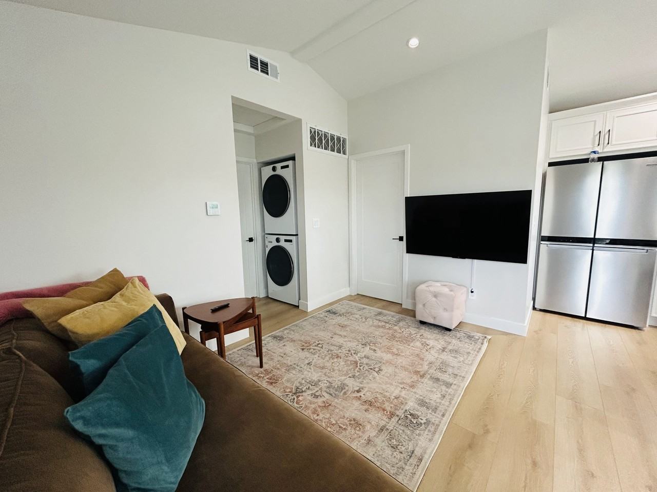 4415 Catalpa Street - Photo 4 of 29