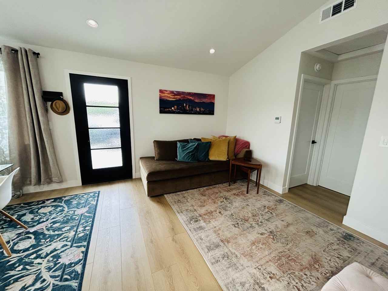 4415 Catalpa Street - Photo 3 of 29