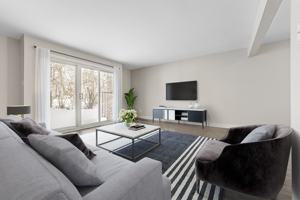 featured image of 850-906 Wonderland Road South