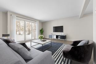 850-906 Wonderland Road South - Photo 1 of 1