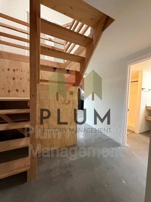 5838 Upper Woodchuck Rd - Photo 3 of 19