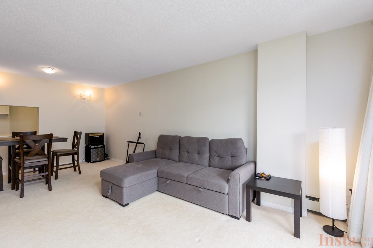 2024 Fullerton Avenue #1307 - Photo 3 of 21