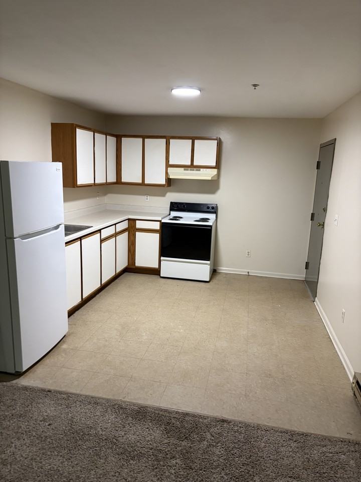 1120 Minns LLC - Photo 2 of 11