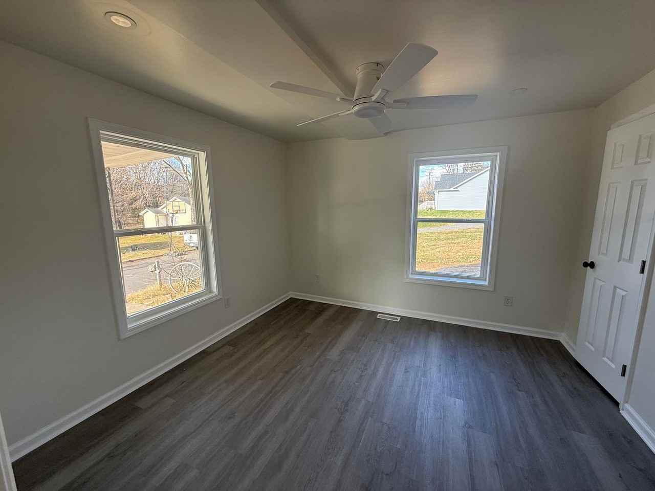 172 Mill St - Photo 7 of 10