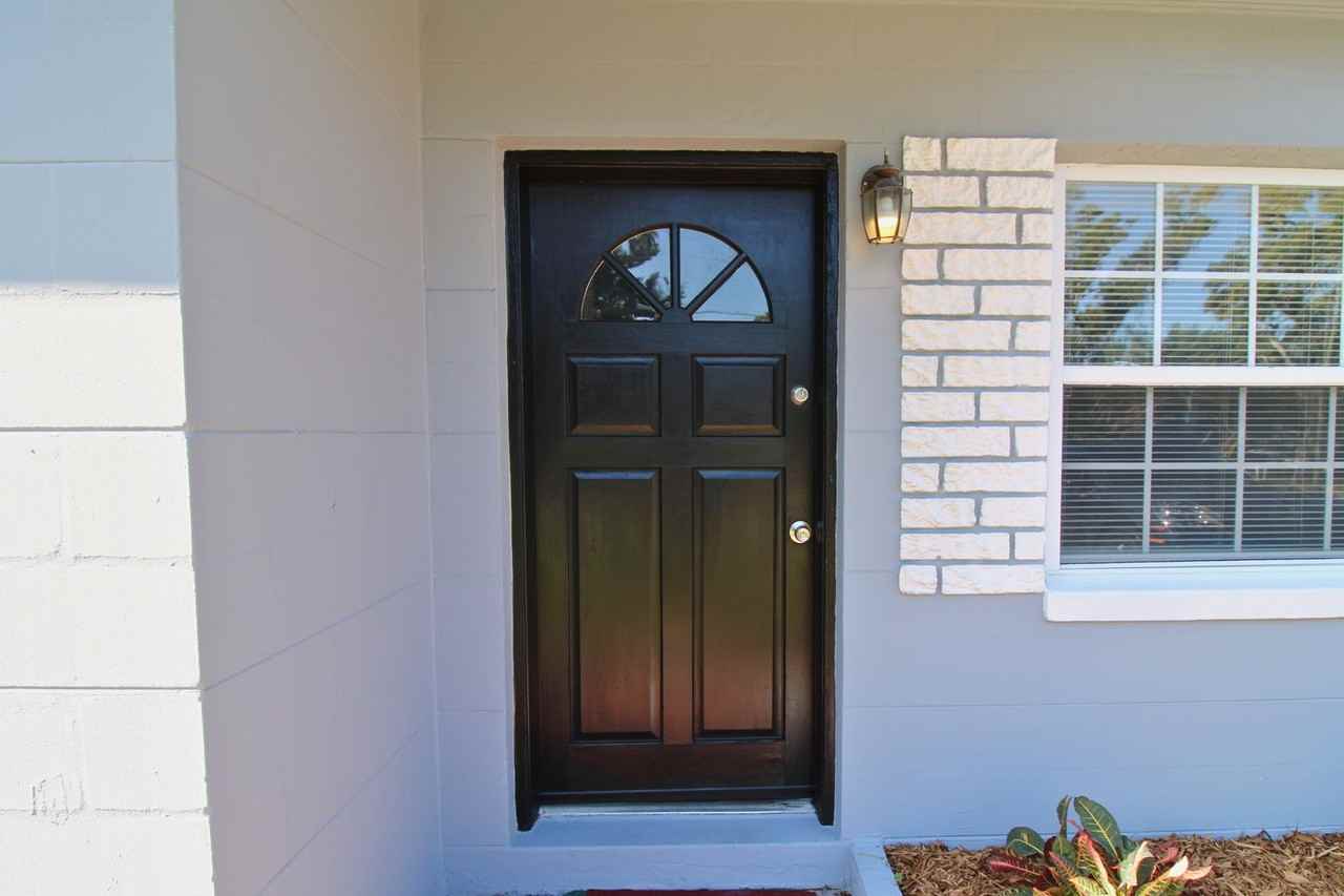 7680 57th Street - Photo 2 of 17