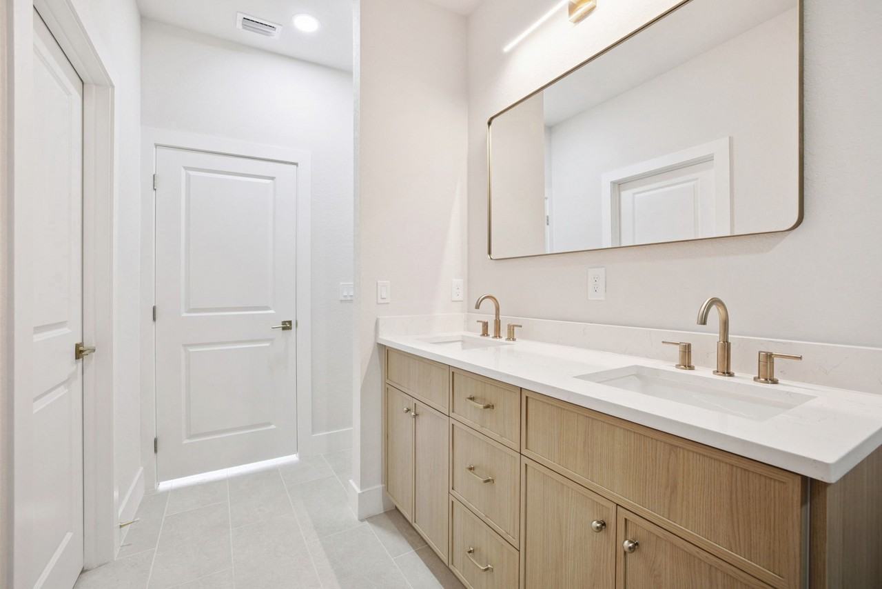 4873 29th Street #4873 - Photo 6 of 20