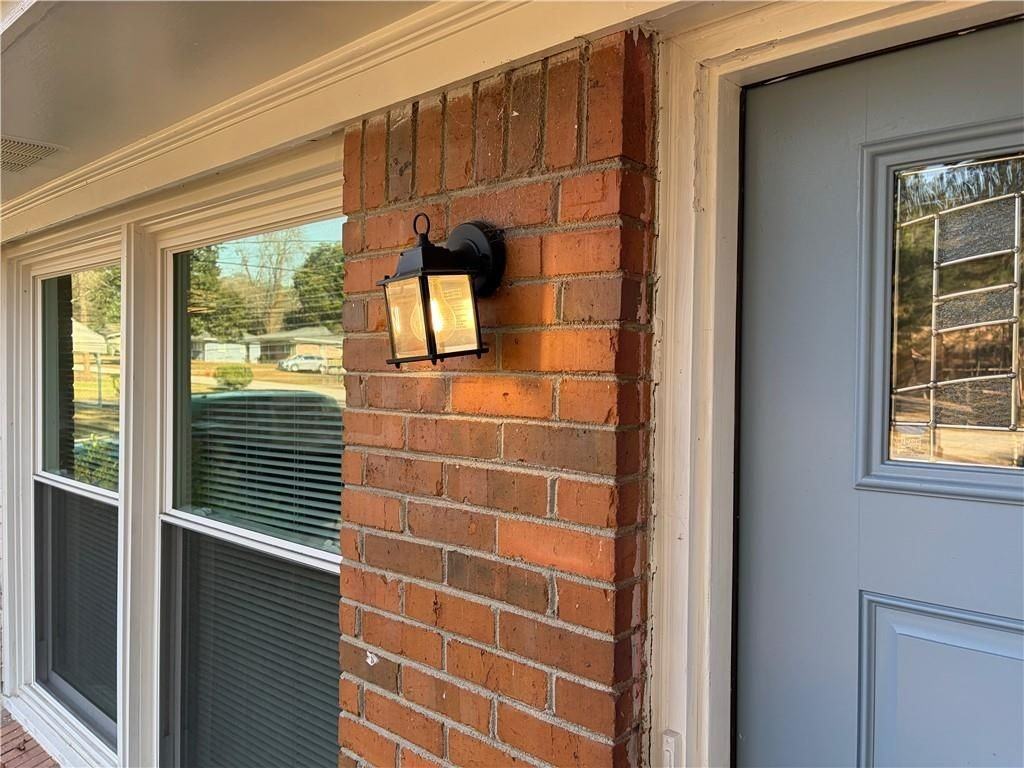 1990 South Columbia Place - Photo 5 of 21