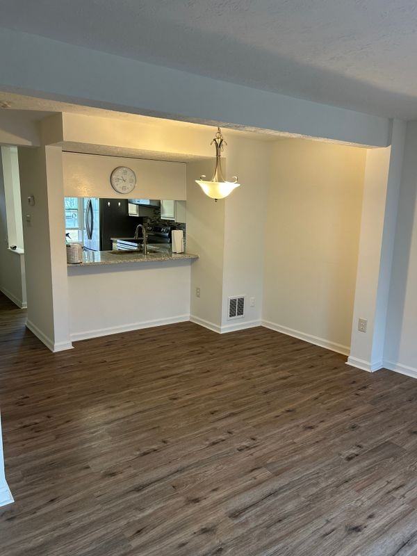 4332 Regalwood Terrace - Photo 7 of 33