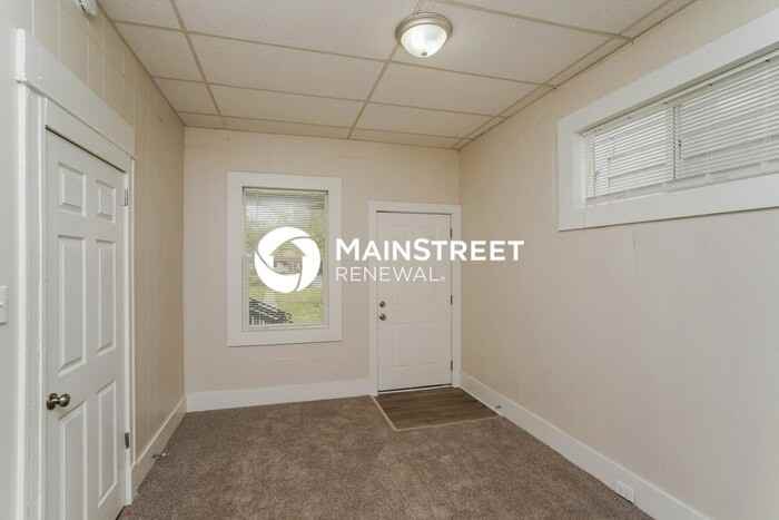 2715 Garland Ave - Photo 5 of 16