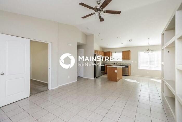 37754 N Sandy Dr - Photo 3 of 16