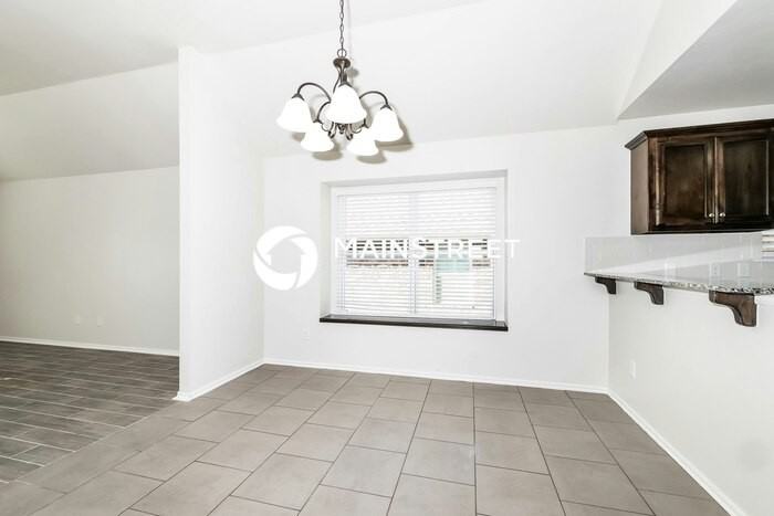 4116 Nw 154th St - Photo 5 of 18