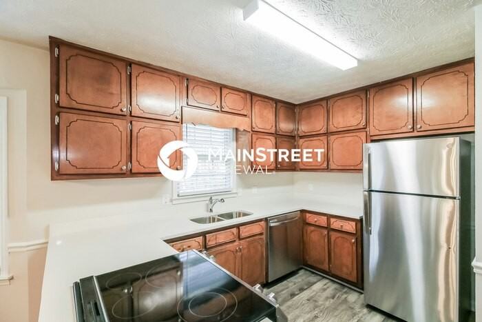 632 Cloudland Dr - Photo 7 of 18