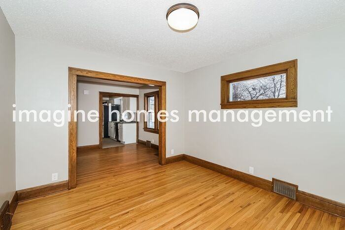 3857 45th Ave S - Photo 4 of 17