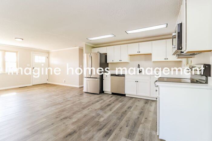 811 Ledro Street - Photo 6 of 15