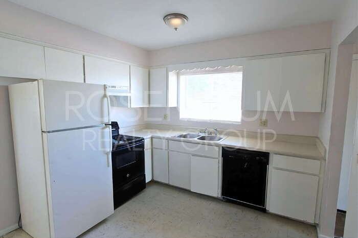 1000 N Pueblo Dr #1000 - Photo 4 of 25