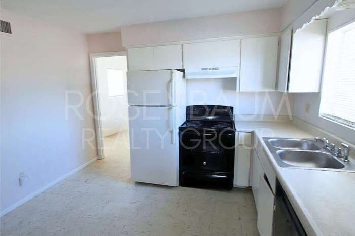 1000 N Pueblo Dr #1000 - Photo 5 of 25