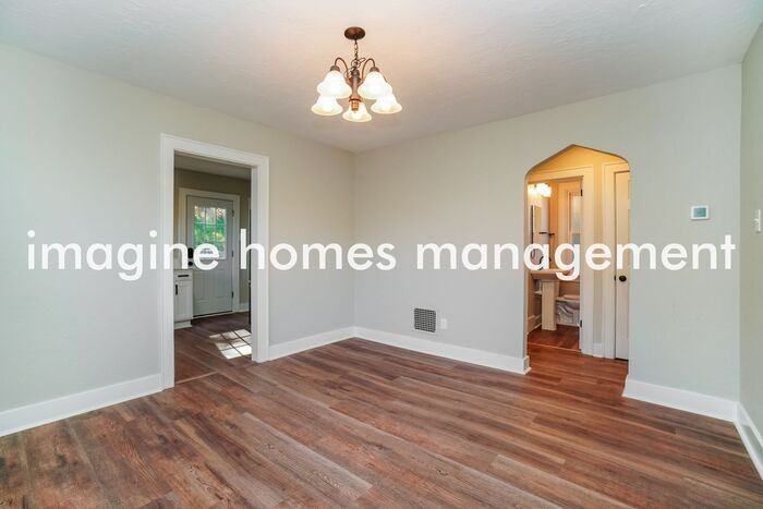 122 Wood Drive - Photo 5 of 14