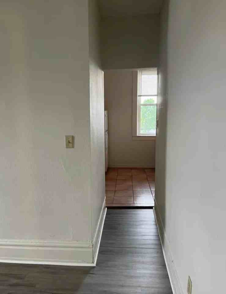 519 Highland Avenue #302 - Photo 5 of 11