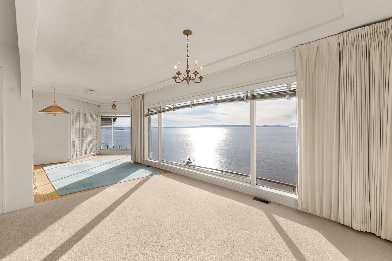 14458 Marine Drive - Photo 7 of 25