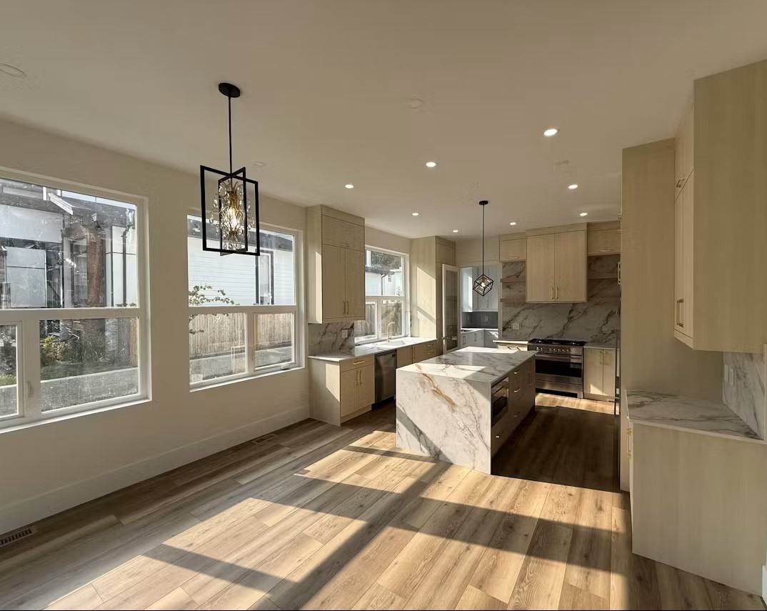 2711 202 Street - Photo 6 of 8