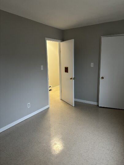 9 9 Battochio St - 9 #9UPPER - Photo 3 of 10