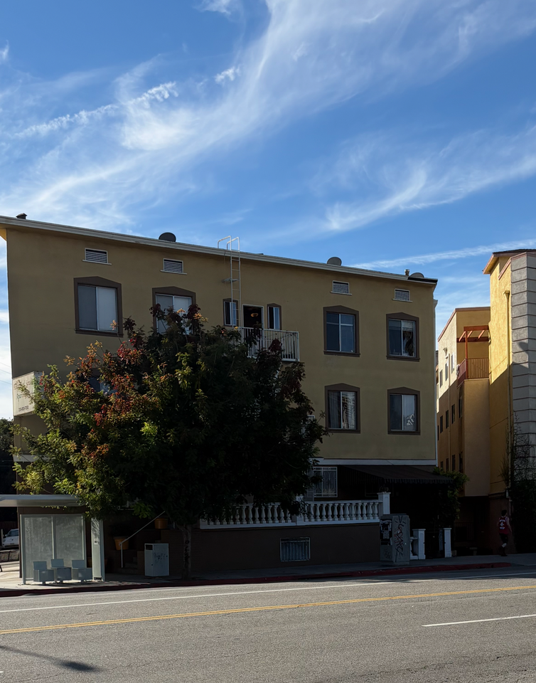 BONAIR - Photo 2 of 6