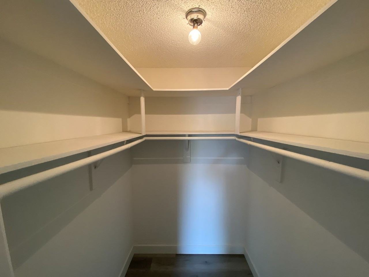 can371 - Photo 5 of 36