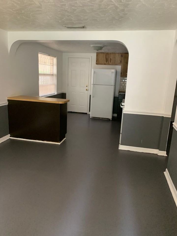 2004 East Genesee Street - Photo 3 of 4