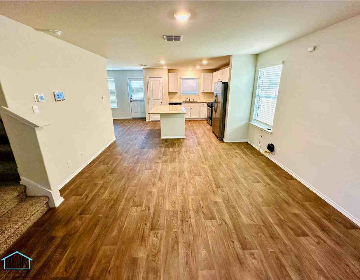 5022 Jaspillite Avenue - Photo 4 of 15