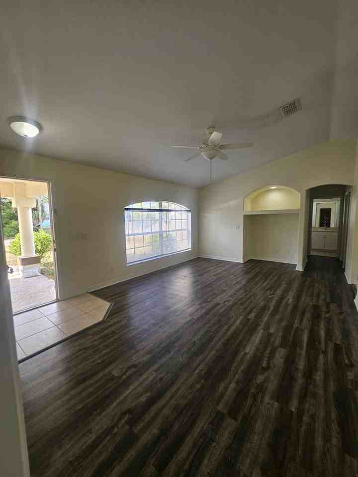 4138 Azora St - Photo 5 of 37