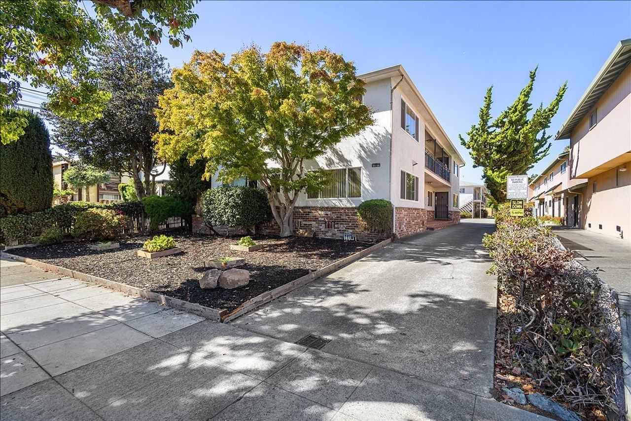 1337 Pearl Street #H - Photo 3 of 15