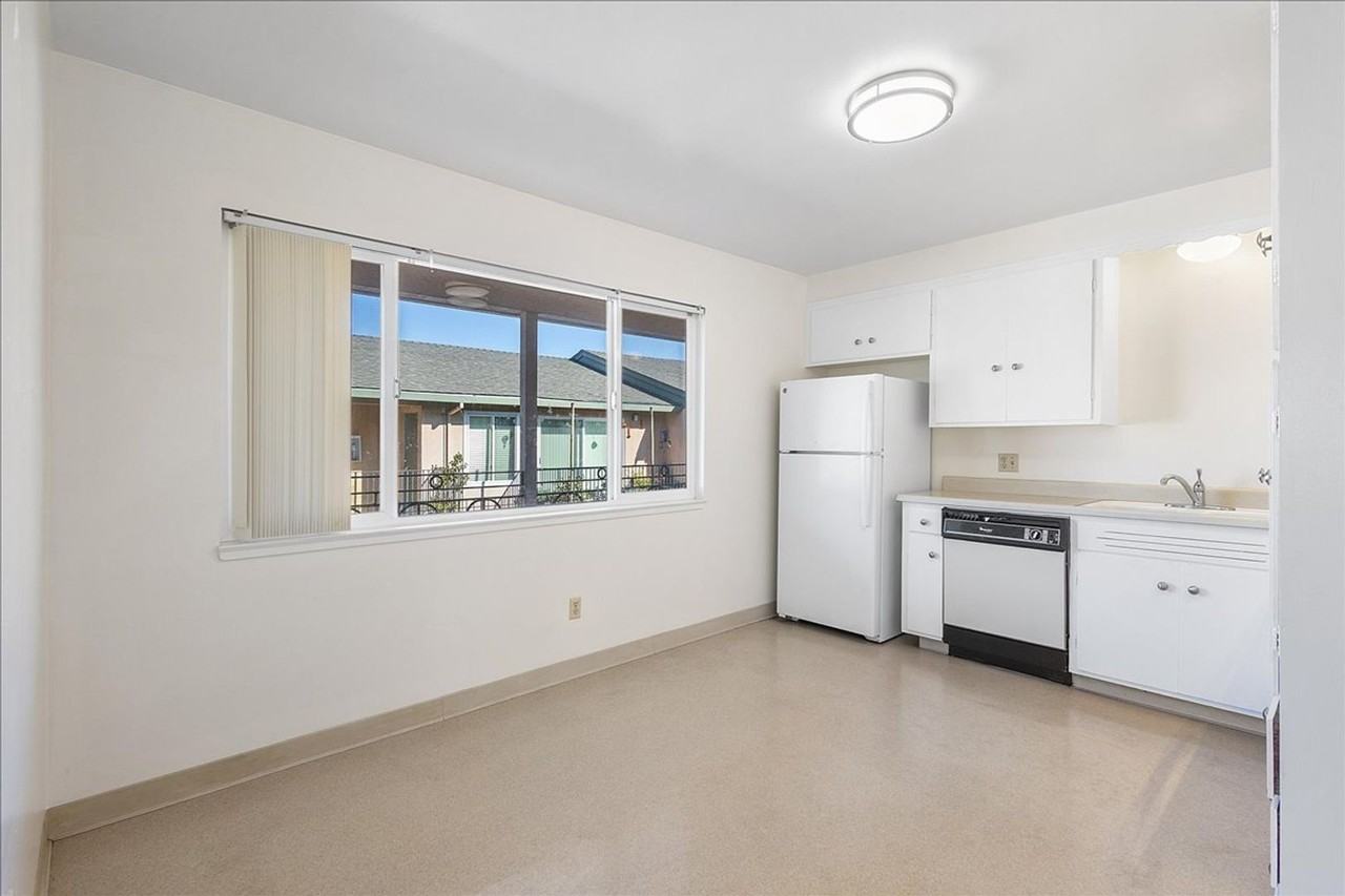 1337 Pearl Street #H - Photo 7 of 15