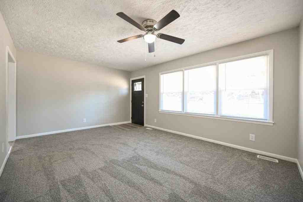 847 Durwood Dr - Photo 4 of 29