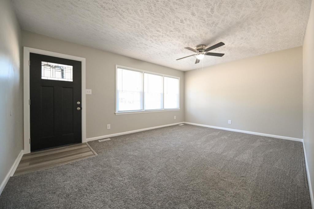 847 Durwood Dr - Photo 5 of 29