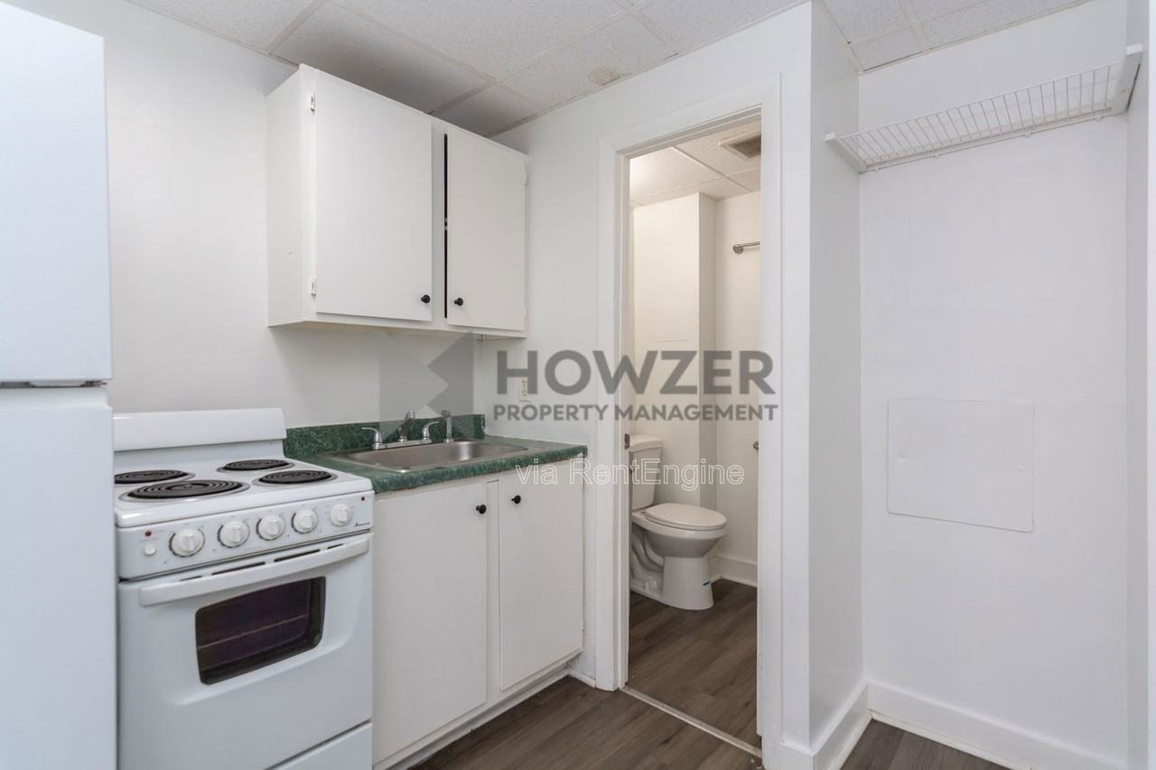 109 Green St #6 - Photo 4 of 15