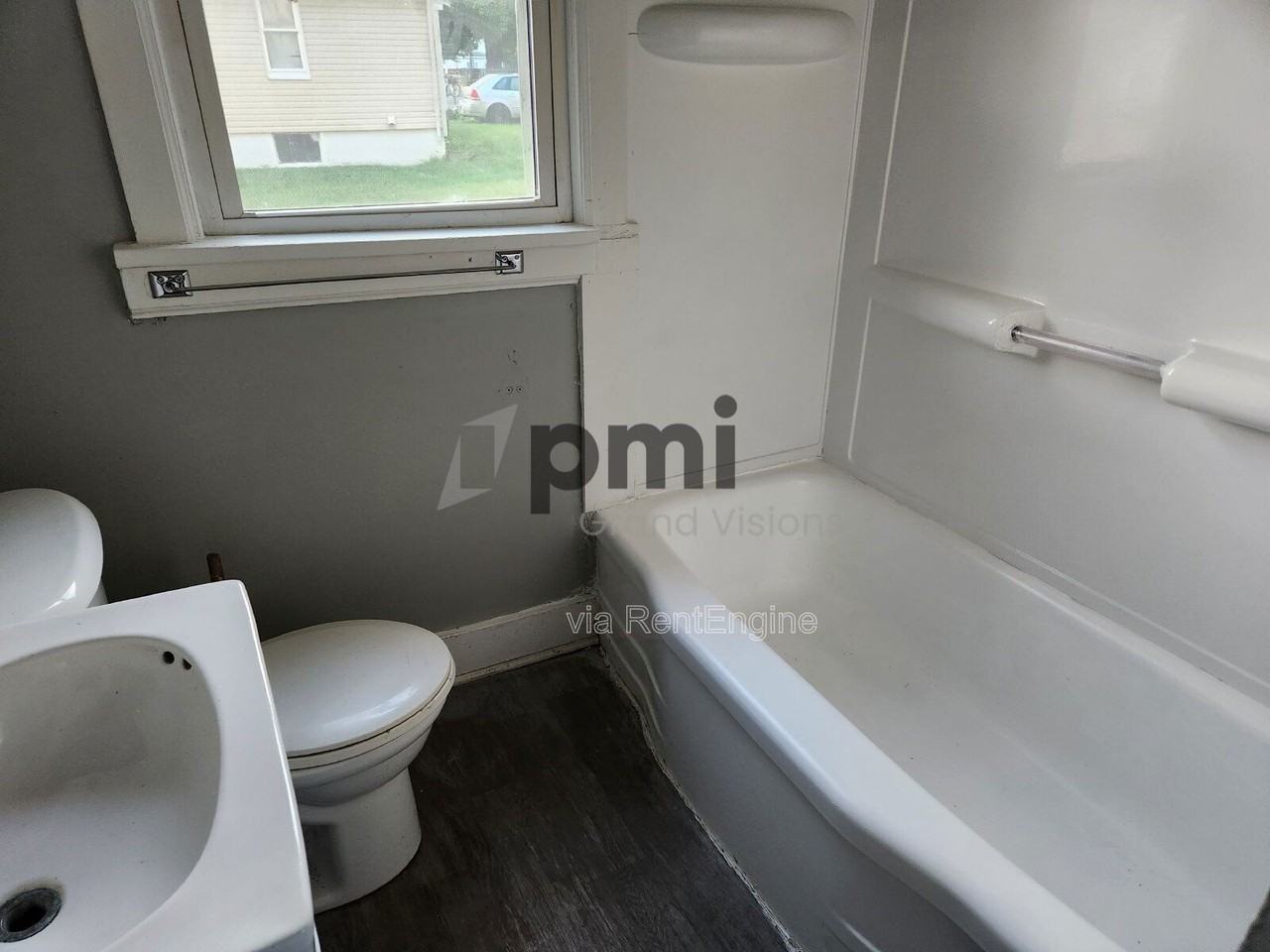 461 E Garfield Ave - Photo 3 of 9