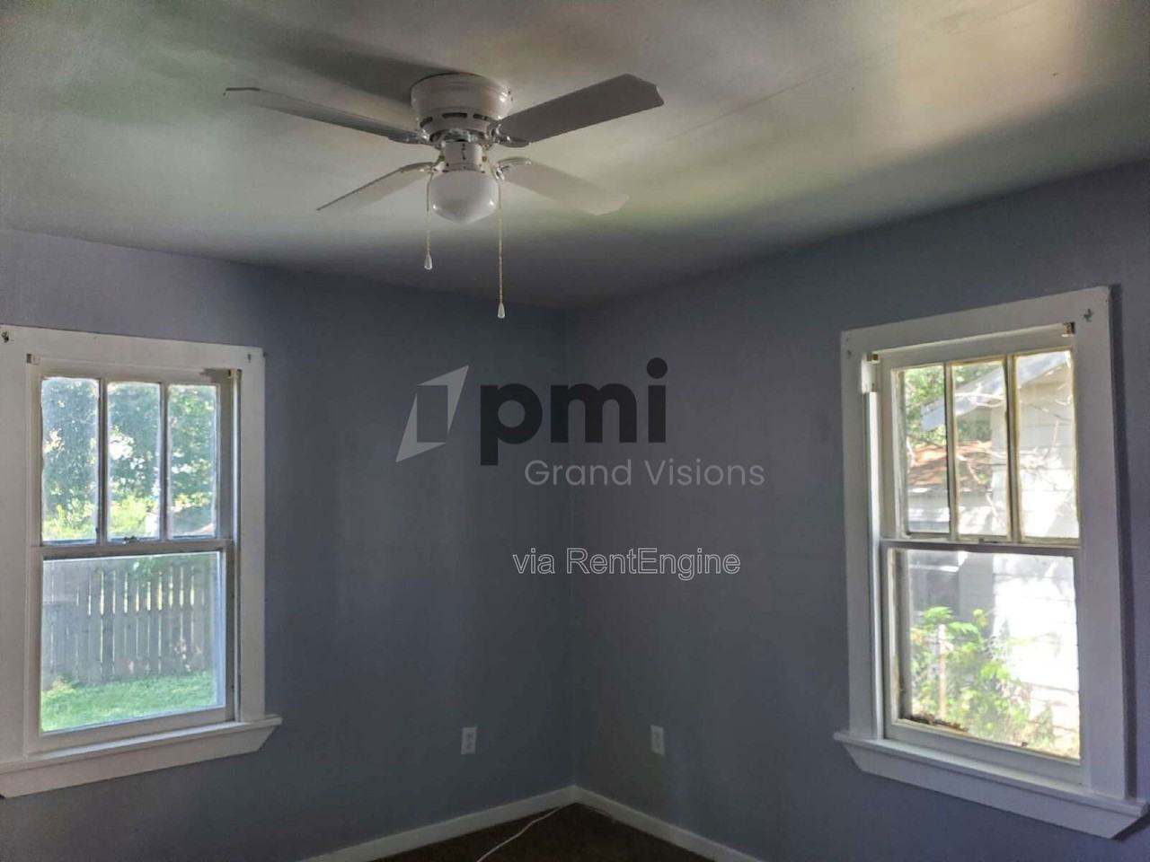 1312 E Olive St - Photo 2 of 8