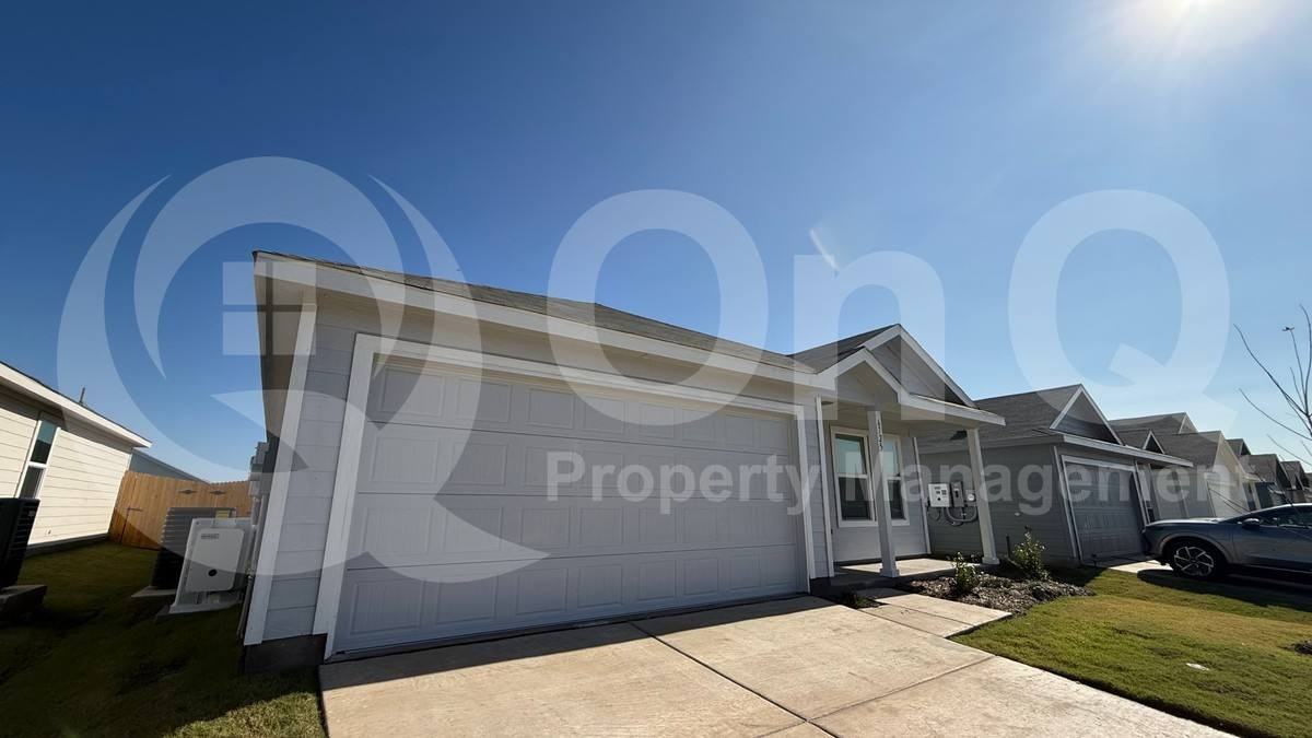 6725 6725 Haines Dr - Photo 2 of 10